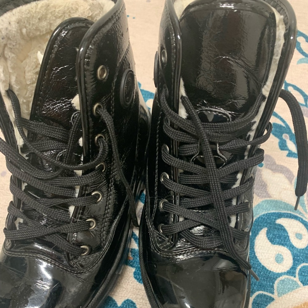 Olang winter boots with sheepskin.  Size EU 38/US 7.